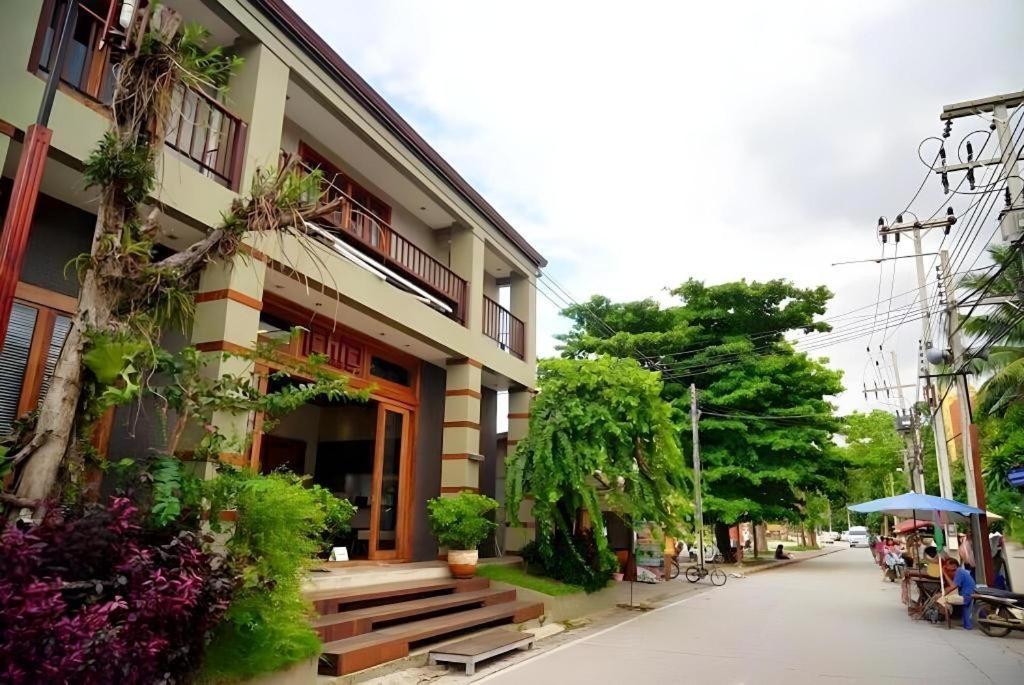 Chic Chiangkhan Hotel Чанхан Экстерьер фото